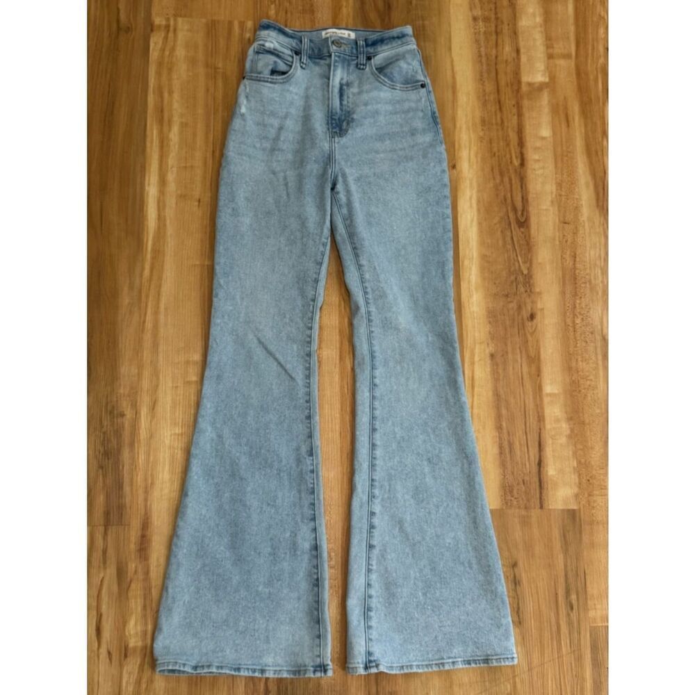 Abercrombie and Fitch The Flare Ultra High Rise Curve Love Jeans Women’s 00/24